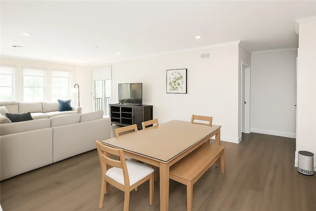 3500 East, Brighton, New York 14618, Brighton, New York 14618, 2 Bedrooms Bedrooms, 4 Rooms Rooms,2 BathroomsBathrooms,Residential Lease,For Rent,3500 East, Brighton, New York 14618,R1627179