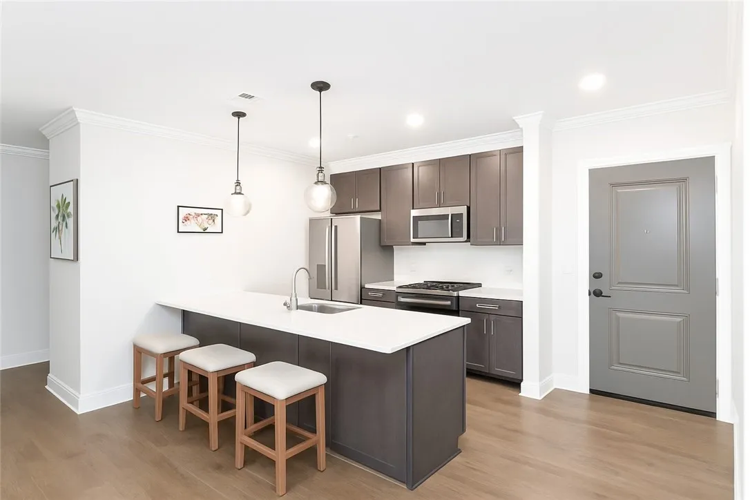 3500 East, Brighton, New York 14618, Brighton, New York 14618, 2 Bedrooms Bedrooms, 4 Rooms Rooms,2 BathroomsBathrooms,Residential Lease,For Rent,3500 East, Brighton, New York 14618,R1627179
