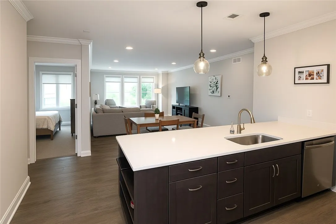 3500 East, Brighton, New York 14618, Brighton, New York 14618, 2 Bedrooms Bedrooms, 4 Rooms Rooms,2 BathroomsBathrooms,Residential Lease,For Rent,3500 East, Brighton, New York 14618,R1627179