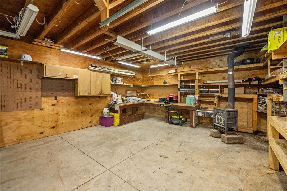 12 Barker Street, Seneca Falls, New York 13148, Seneca Falls, New York 13148, 3 Bedrooms Bedrooms, 7 Rooms Rooms,1 BathroomBathrooms,Residential,Closed,12 Barker Street, Seneca Falls, New York 13148,0,R1626510