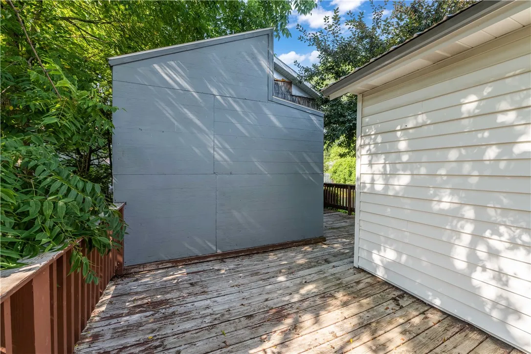 12 Barker Street, Seneca Falls, New York 13148, Seneca Falls, New York 13148, 3 Bedrooms Bedrooms, 7 Rooms Rooms,1 BathroomBathrooms,Residential,Closed,12 Barker Street, Seneca Falls, New York 13148,0,R1626510