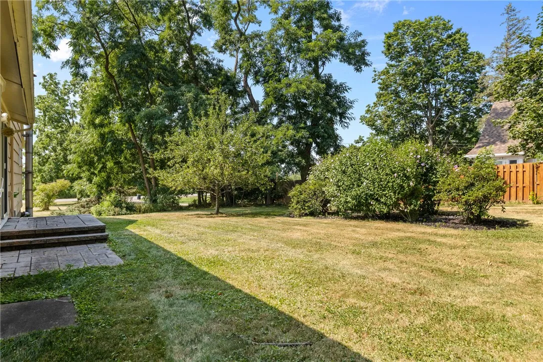 29 Westway, Chili, New York 14624, Chili, New York 14624, 2 Bedrooms Bedrooms, 5 Rooms Rooms,2 BathroomsBathrooms,Residential,Closed,29 Westway, Chili, New York 14624,0,R1626996