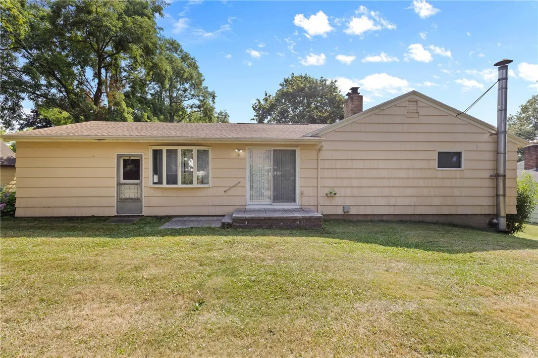 29 Westway, Chili, New York 14624, Chili, New York 14624, 2 Bedrooms Bedrooms, 5 Rooms Rooms,2 BathroomsBathrooms,Residential,Closed,29 Westway, Chili, New York 14624,0,R1626996