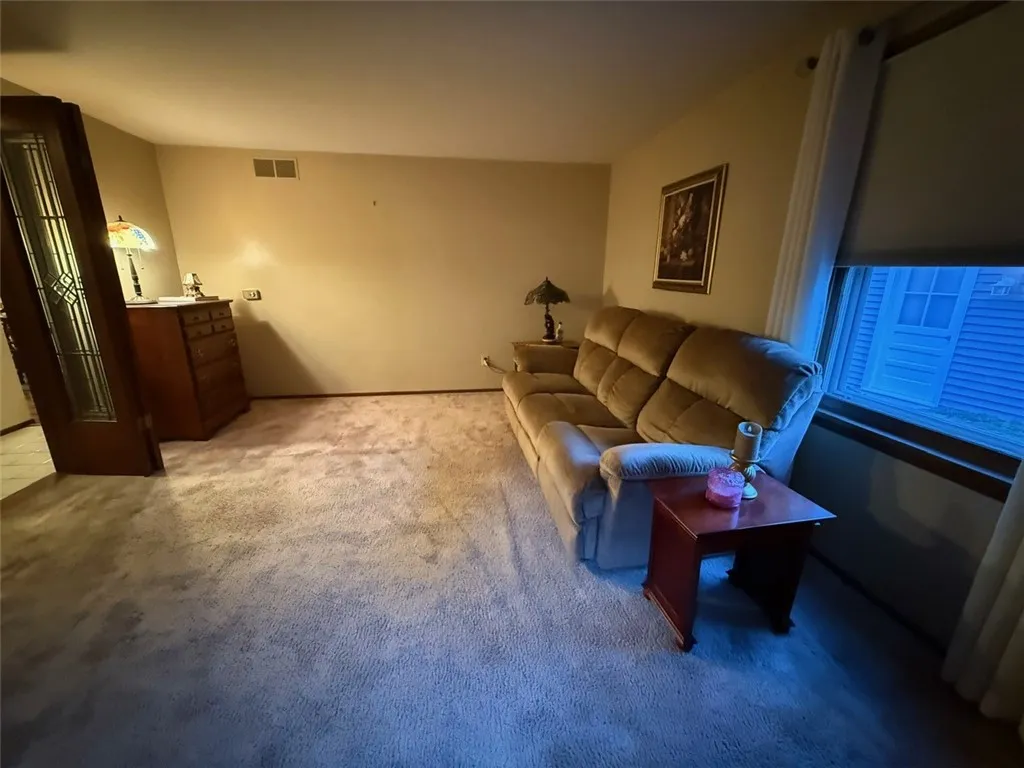 56 Tree Brook Drive, Penfield, New York 14625, Penfield, New York 14625, 4 Bedrooms Bedrooms, 12 Rooms Rooms,2 BathroomsBathrooms,Residential Lease,For Rent,56 Tree Brook Drive, Penfield, New York 14625,R1626880