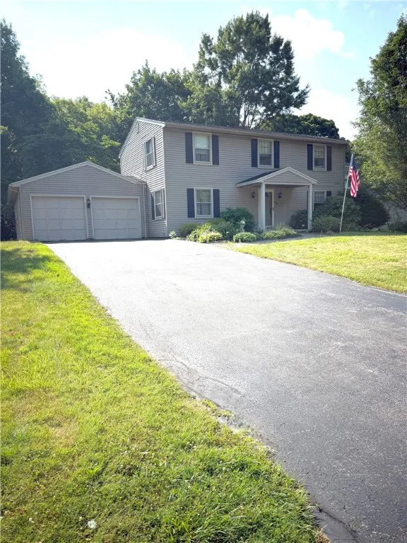 56 Tree Brook Drive, Penfield, New York 14625, Penfield, New York 14625, 4 Bedrooms Bedrooms, 12 Rooms Rooms,2 BathroomsBathrooms,Residential Lease,For Rent,56 Tree Brook Drive, Penfield, New York 14625,R1626880