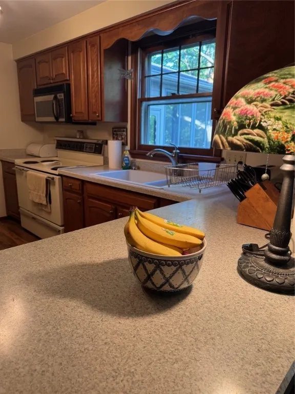 56 Tree Brook Drive, Penfield, New York 14625, Penfield, New York 14625, 4 Bedrooms Bedrooms, 12 Rooms Rooms,2 BathroomsBathrooms,Residential Lease,For Rent,56 Tree Brook Drive, Penfield, New York 14625,R1626880