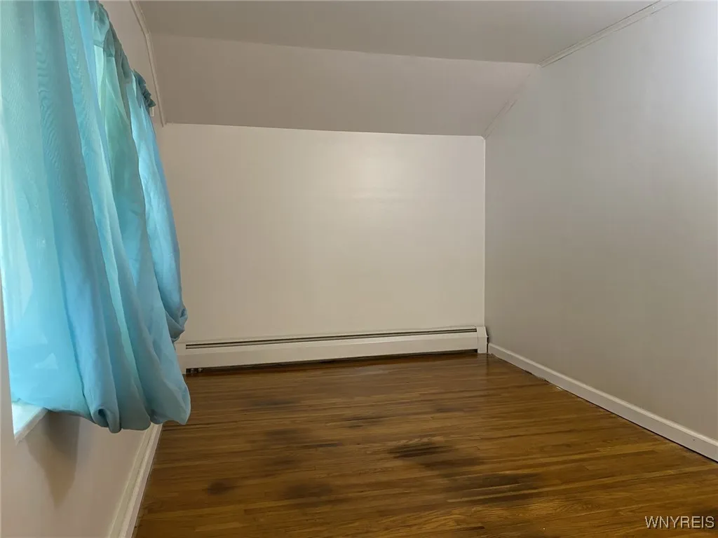 2nd floor landing (room for br/office