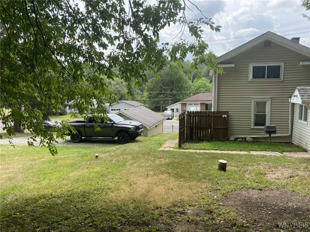 177 Clinton Street, Bennington, New York 14037, Bennington, New York 14037, 2 Bedrooms Bedrooms, 7 Rooms Rooms,1 BathroomBathrooms,Residential,Closed,177 Clinton Street, Bennington, New York 14037,0,B1621618