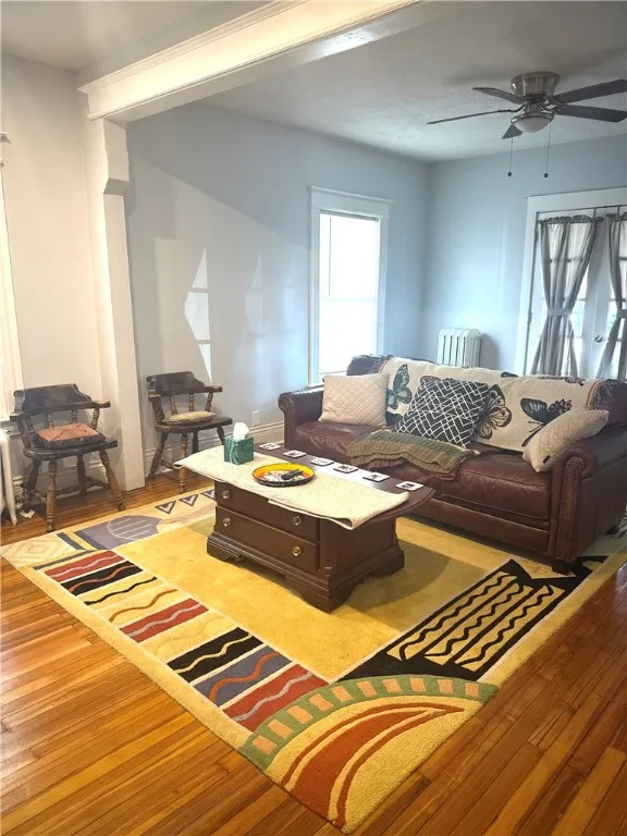 193 Pearl Street 1, Rochester, New York 14607, Rochester, New York 14607, 2 Bedrooms Bedrooms, 4 Rooms Rooms,1 BathroomBathrooms,Residential Lease,For Rent,193 Pearl Street 1, Rochester, New York 14607,R1626905