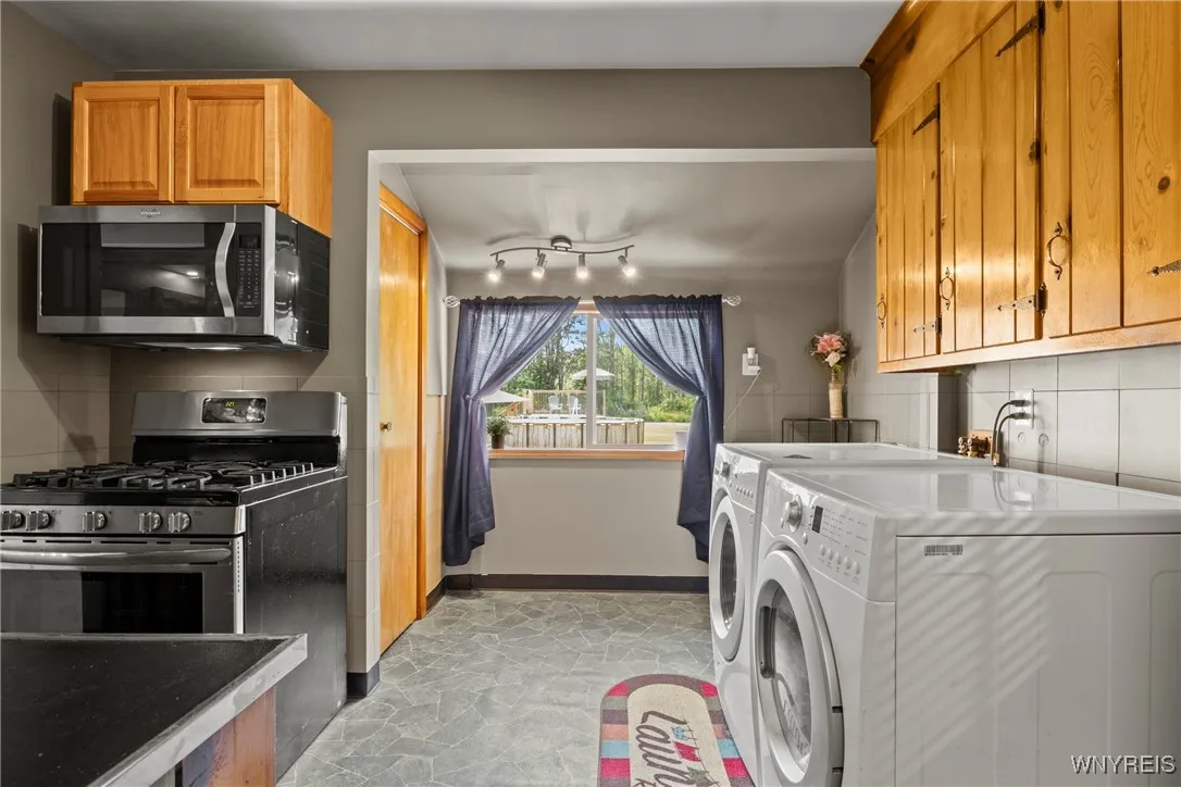 10950 Alleghany Road, Darien, New York 14040, Darien, New York 14040, 3 Bedrooms Bedrooms, 7 Rooms Rooms,1 BathroomBathrooms,Residential,Closed,10950 Alleghany Road, Darien, New York 14040,0,B1627186