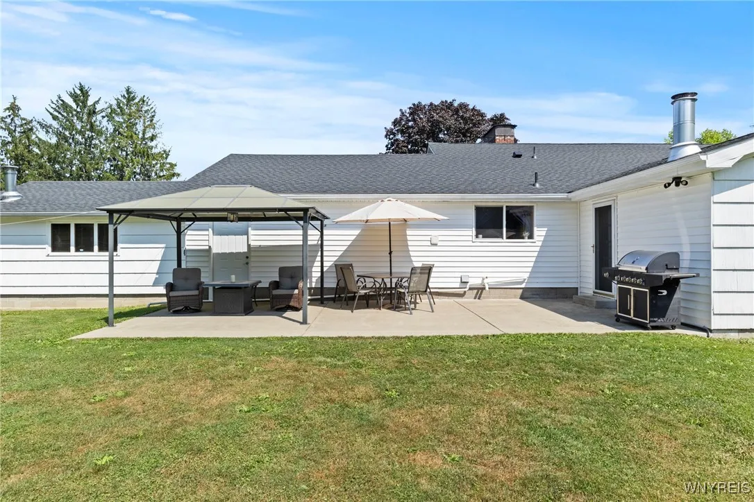 10950 Alleghany Road, Darien, New York 14040, Darien, New York 14040, 3 Bedrooms Bedrooms, 7 Rooms Rooms,1 BathroomBathrooms,Residential,Closed,10950 Alleghany Road, Darien, New York 14040,0,B1627186