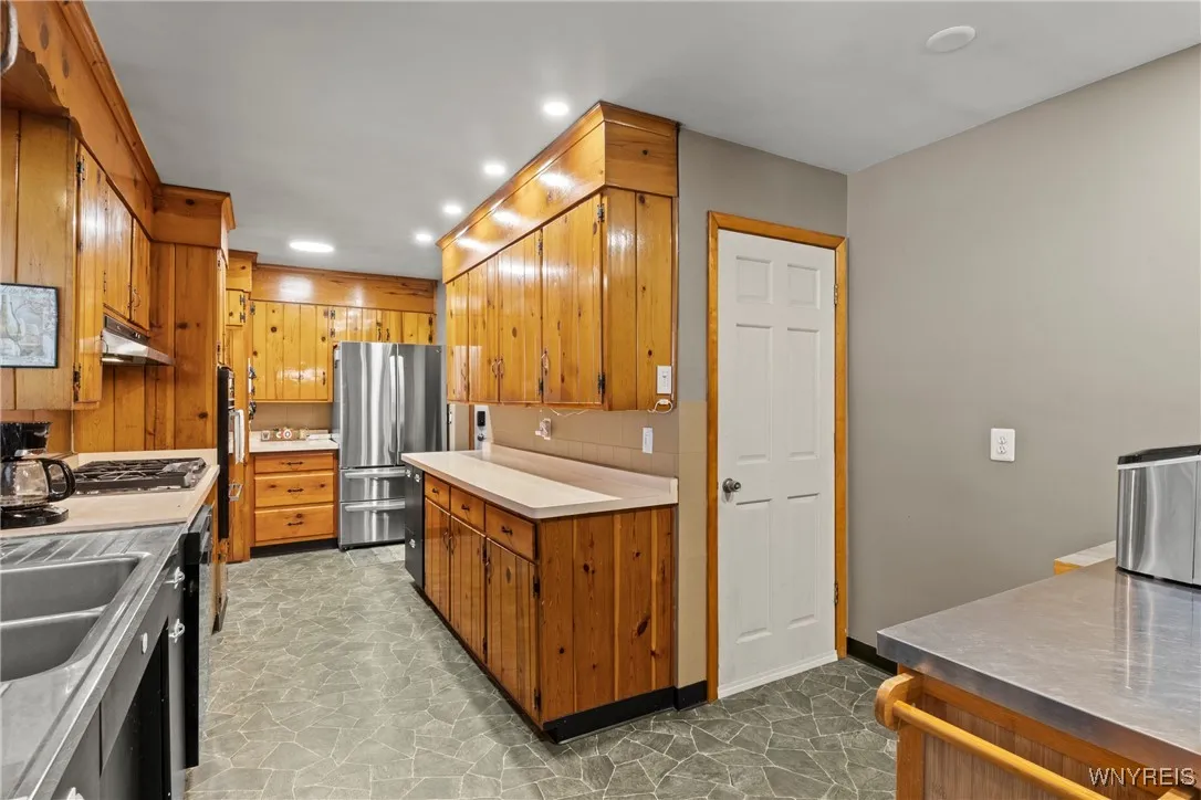 10950 Alleghany Road, Darien, New York 14040, Darien, New York 14040, 3 Bedrooms Bedrooms, 7 Rooms Rooms,1 BathroomBathrooms,Residential,Closed,10950 Alleghany Road, Darien, New York 14040,0,B1627186