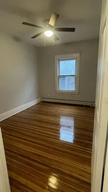 193 Pearl Street 3, Rochester, New York 14607, Rochester, New York 14607, 2 Bedrooms Bedrooms, 4 Rooms Rooms,1 BathroomBathrooms,Residential Lease,For Rent,193 Pearl Street 3, Rochester, New York 14607,R1626958