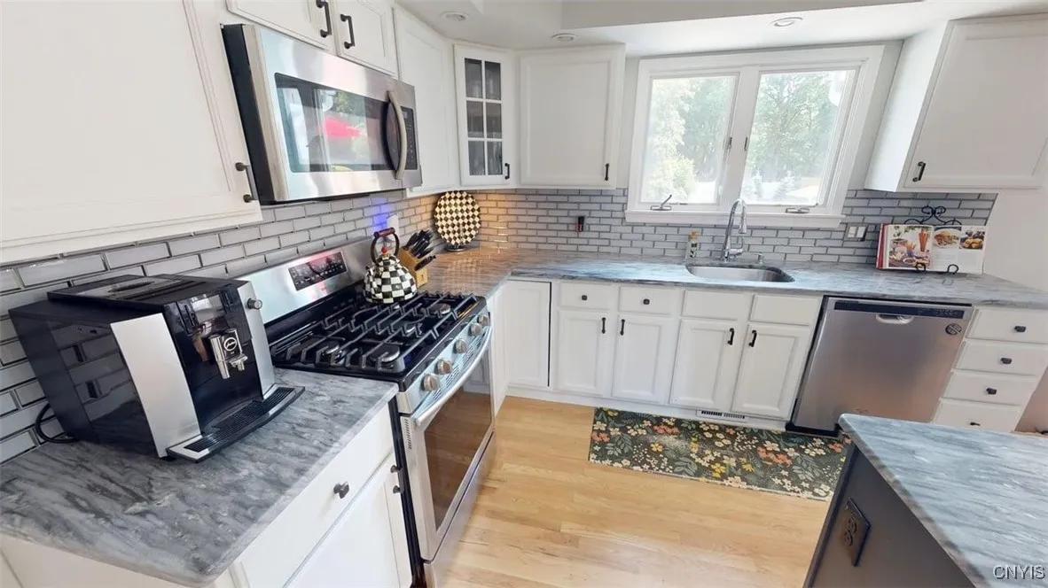 4902 Macgregor Lane, Onondaga, New York 13215, Onondaga, New York 13215, 4 Bedrooms Bedrooms, 9 Rooms Rooms,2 BathroomsBathrooms,Residential,Closed,4902 Macgregor Lane, Onondaga, New York 13215,0,S1625000