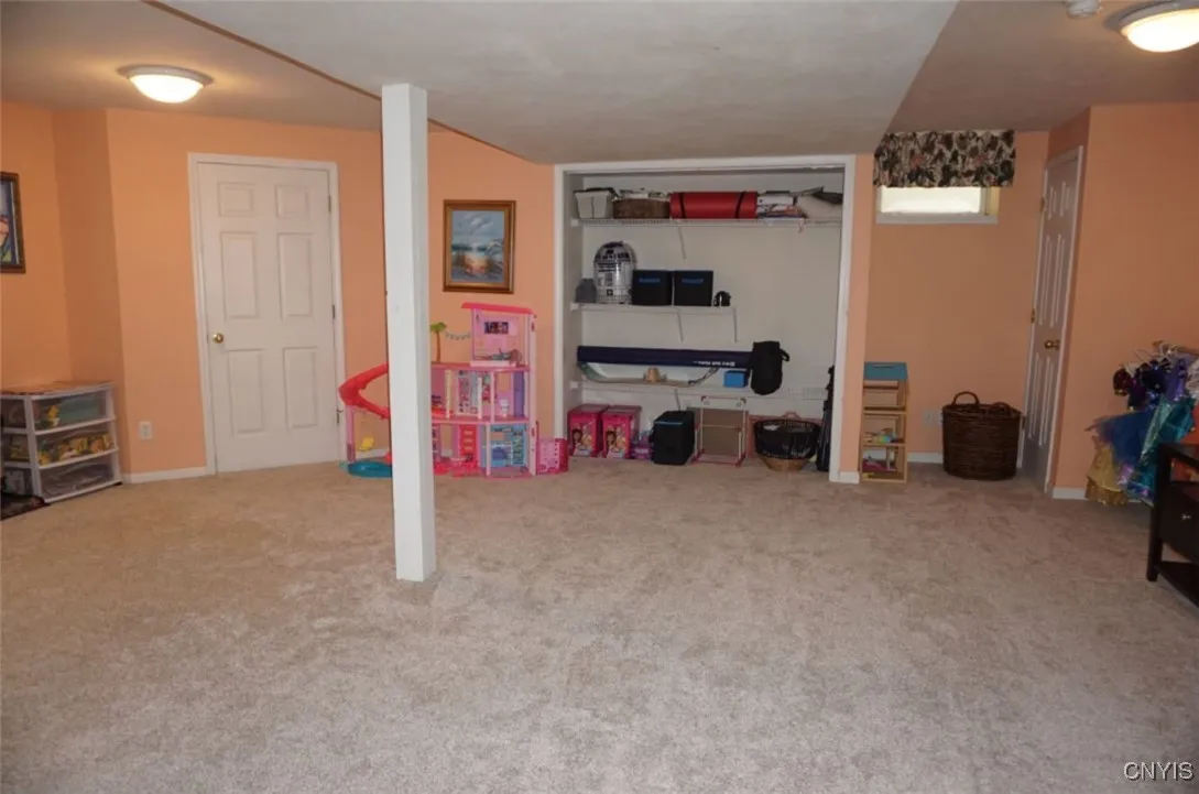 4902 Macgregor Lane, Onondaga, New York 13215, Onondaga, New York 13215, 4 Bedrooms Bedrooms, 9 Rooms Rooms,2 BathroomsBathrooms,Residential,Closed,4902 Macgregor Lane, Onondaga, New York 13215,0,S1625000