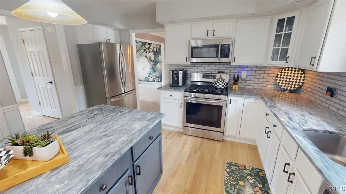 4902 Macgregor Lane, Onondaga, New York 13215, Onondaga, New York 13215, 4 Bedrooms Bedrooms, 9 Rooms Rooms,2 BathroomsBathrooms,Residential,Closed,4902 Macgregor Lane, Onondaga, New York 13215,0,S1625000