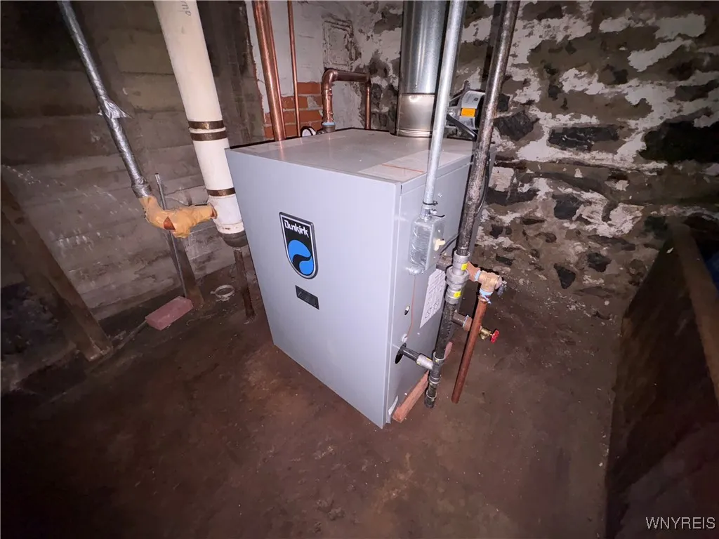 676 Northampton St Street, Buffalo, New York 14211, Buffalo, New York 14211, 4 Bedrooms Bedrooms, 8 Rooms Rooms,1 BathroomBathrooms,Residential,Closed,676 Northampton St Street, Buffalo, New York 14211,0,B1626984