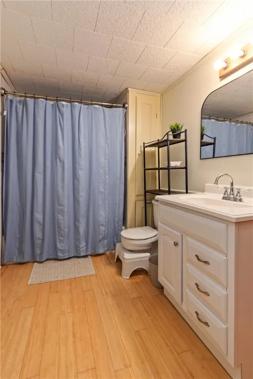 84 Bridge Street, Seneca Falls, New York 13148, Seneca Falls, New York 13148, 5 Bedrooms Bedrooms, 9 Rooms Rooms,1 BathroomBathrooms,Residential,Closed,84 Bridge Street, Seneca Falls, New York 13148,0,R1626780