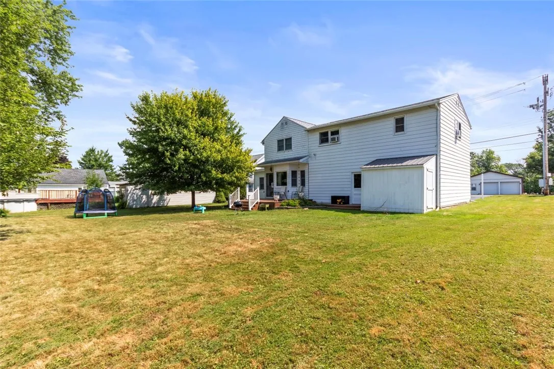 84 Bridge Street, Seneca Falls, New York 13148, Seneca Falls, New York 13148, 5 Bedrooms Bedrooms, 9 Rooms Rooms,1 BathroomBathrooms,Residential,Closed,84 Bridge Street, Seneca Falls, New York 13148,0,R1626780