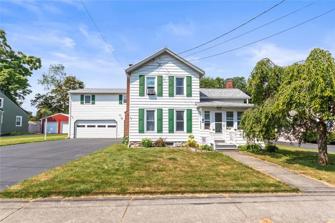 84 Bridge Street, Seneca Falls, New York 13148, Seneca Falls, New York 13148, 5 Bedrooms Bedrooms, 9 Rooms Rooms,1 BathroomBathrooms,Residential,Closed,84 Bridge Street, Seneca Falls, New York 13148,0,R1626780