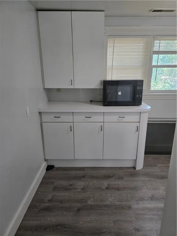 114 Seager Street, Rochester, New York 14620, Rochester, New York 14620, 2 Bedrooms Bedrooms, 5 Rooms Rooms,1 BathroomBathrooms,Residential Lease,For Rent,114 Seager Street, Rochester, New York 14620,R1627229