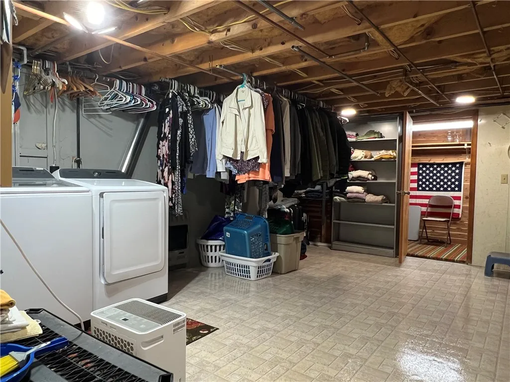 632 Partridge Street, Elmira City, New York 14904, Elmira City, New York 14904, 3 Bedrooms Bedrooms, 8 Rooms Rooms,2 BathroomsBathrooms,Residential,Closed,632 Partridge Street, Elmira City, New York 14904,0,R1624987