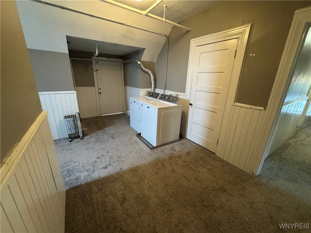 1115 Delaware Avenue, Buffalo, New York 14209, Buffalo, New York 14209, 3 Bedrooms Bedrooms, 9 Rooms Rooms,2 BathroomsBathrooms,Residential Lease,For Rent,1115 Delaware Avenue, Buffalo, New York 14209,B1627123