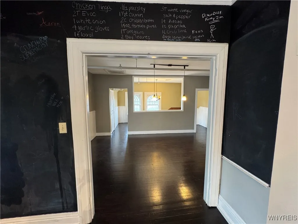 1115 Delaware Avenue, Buffalo, New York 14209, Buffalo, New York 14209, 3 Bedrooms Bedrooms, 9 Rooms Rooms,2 BathroomsBathrooms,Residential Lease,For Rent,1115 Delaware Avenue, Buffalo, New York 14209,B1627123