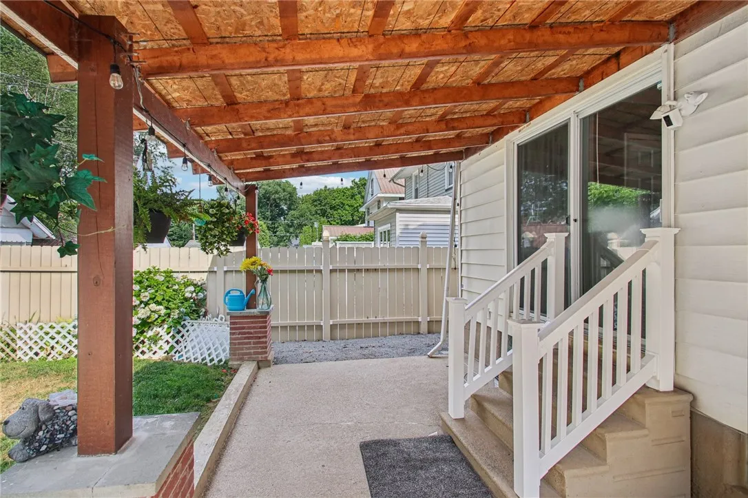 130 Cheltenham Road, Rochester, New York 14612, Rochester, New York 14612, 3 Bedrooms Bedrooms, 8 Rooms Rooms,2 BathroomsBathrooms,Residential,Closed,130 Cheltenham Road, Rochester, New York 14612,0,R1626776