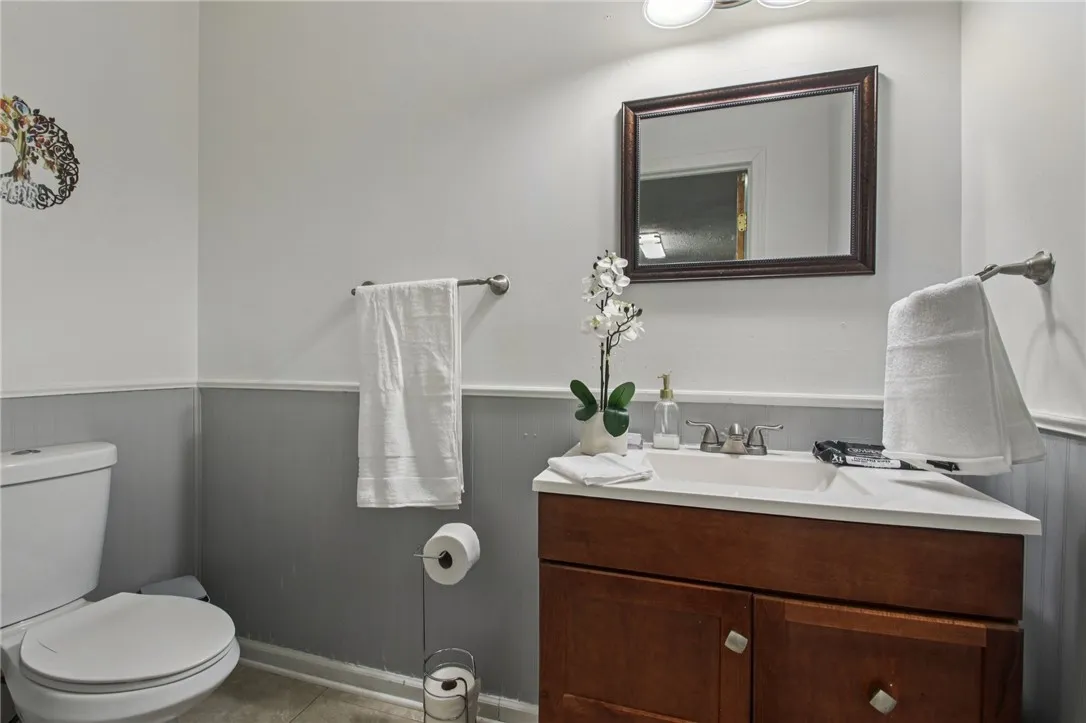 130 Cheltenham Road, Rochester, New York 14612, Rochester, New York 14612, 3 Bedrooms Bedrooms, 8 Rooms Rooms,2 BathroomsBathrooms,Residential,Closed,130 Cheltenham Road, Rochester, New York 14612,0,R1626776