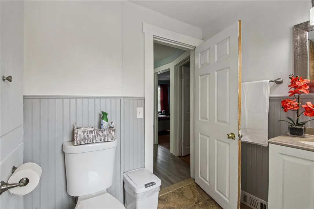 130 Cheltenham Road, Rochester, New York 14612, Rochester, New York 14612, 3 Bedrooms Bedrooms, 8 Rooms Rooms,2 BathroomsBathrooms,Residential,Closed,130 Cheltenham Road, Rochester, New York 14612,0,R1626776