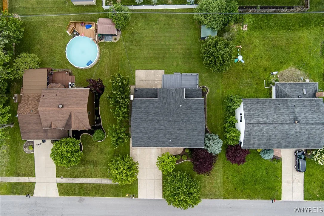 79 Hemlock Drive, West Seneca, New York 14224, West Seneca, New York 14224, 5 Bedrooms Bedrooms, 10 Rooms Rooms,2 BathroomsBathrooms,Residential Lease,For Rent,79 Hemlock Drive, West Seneca, New York 14224,B1627239