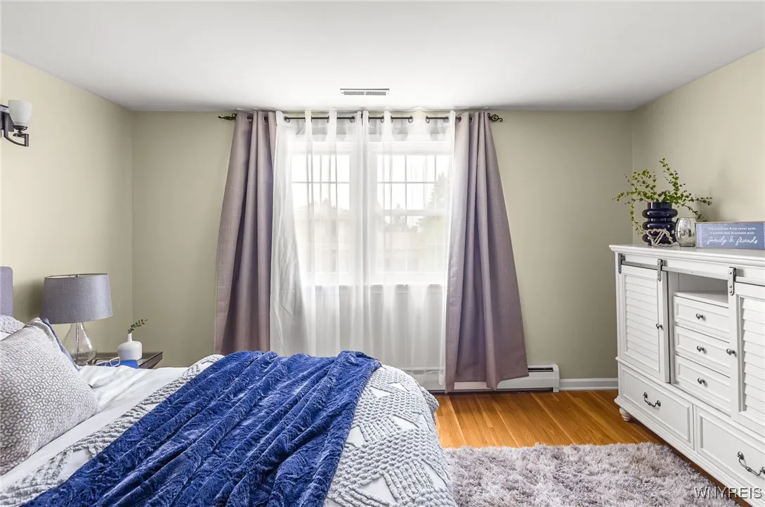 79 Hemlock Drive, West Seneca, New York 14224, West Seneca, New York 14224, 5 Bedrooms Bedrooms, 10 Rooms Rooms,2 BathroomsBathrooms,Residential Lease,For Rent,79 Hemlock Drive, West Seneca, New York 14224,B1627239