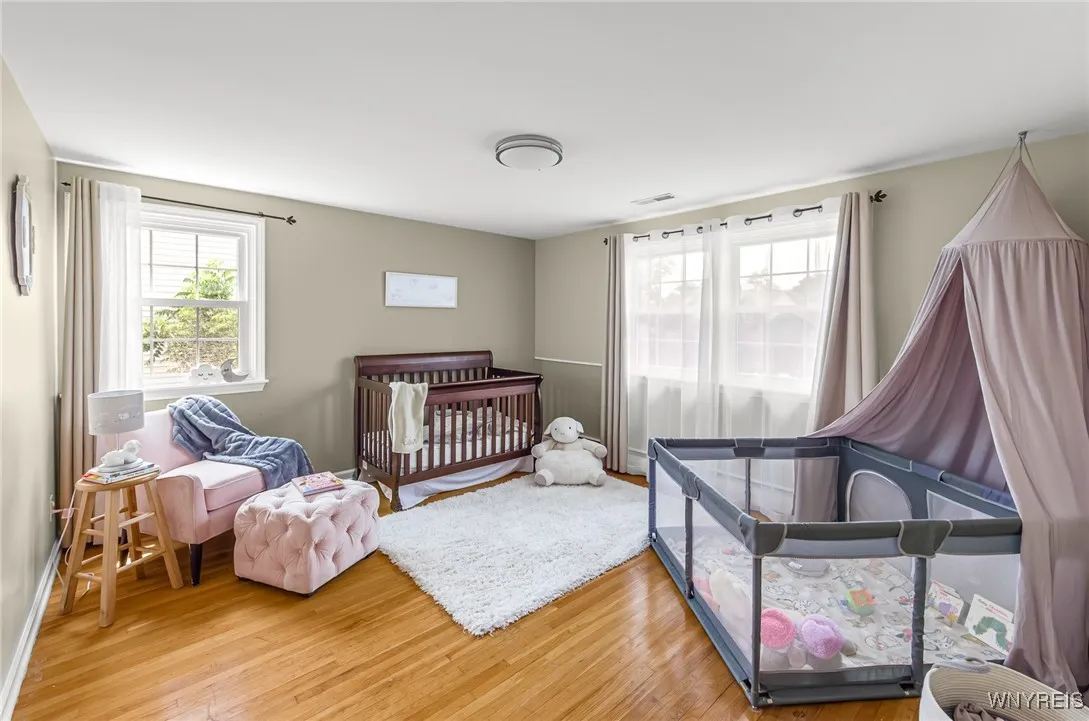 79 Hemlock Drive, West Seneca, New York 14224, West Seneca, New York 14224, 5 Bedrooms Bedrooms, 10 Rooms Rooms,2 BathroomsBathrooms,Residential Lease,For Rent,79 Hemlock Drive, West Seneca, New York 14224,B1627239