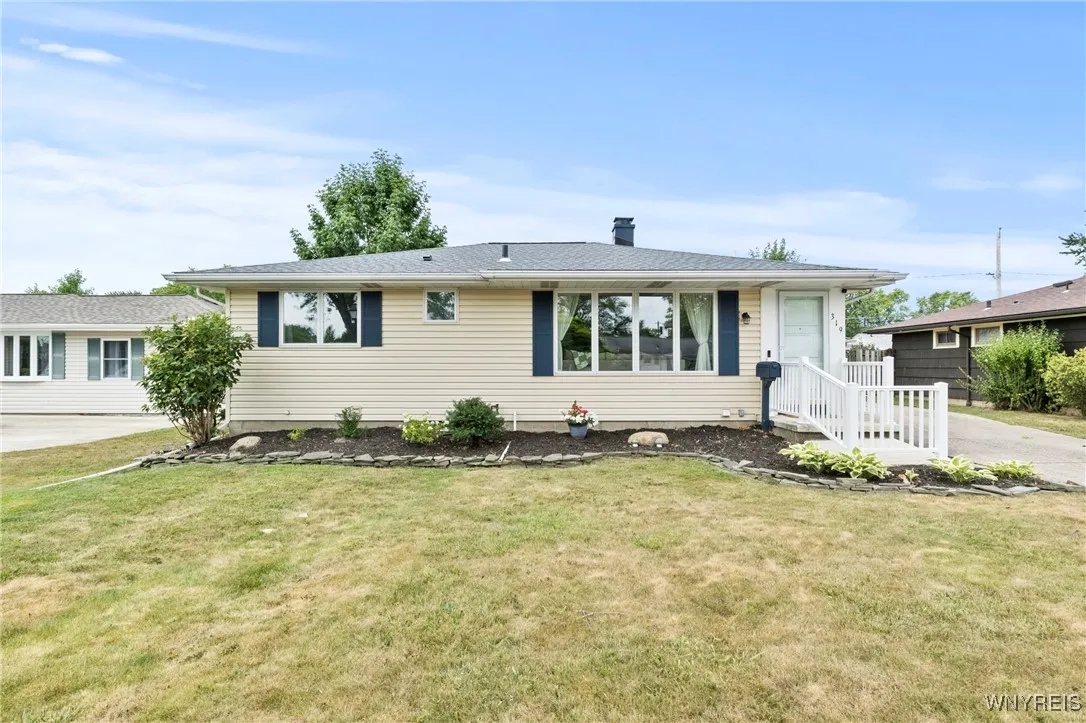 319 Green Acres Road, Tonawanda, New York 14150, Tonawanda, New York 14150, 3 Bedrooms Bedrooms, 7 Rooms Rooms,2 BathroomsBathrooms,Residential,Closed,319 Green Acres Road, Tonawanda, New York 14150,0,B1625805