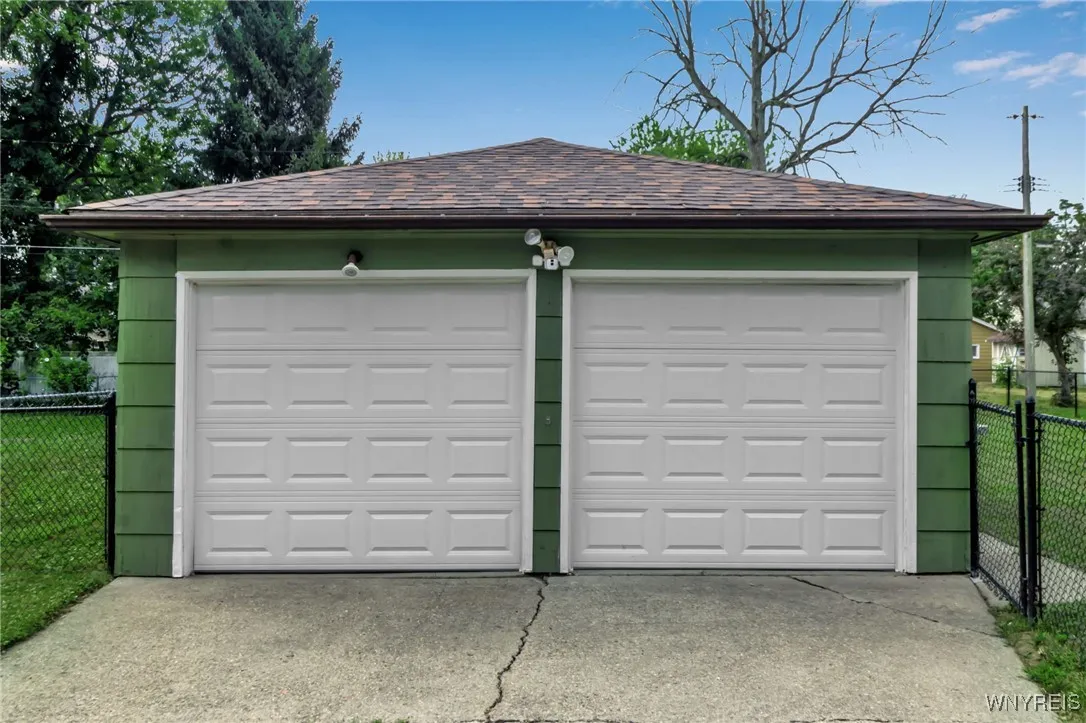 57 Donald Drive, North Tonawanda, New York 14120, North Tonawanda, New York 14120, 3 Bedrooms Bedrooms, 5 Rooms Rooms,1 BathroomBathrooms,Residential,Closed,57 Donald Drive, North Tonawanda, New York 14120,0,B1626997