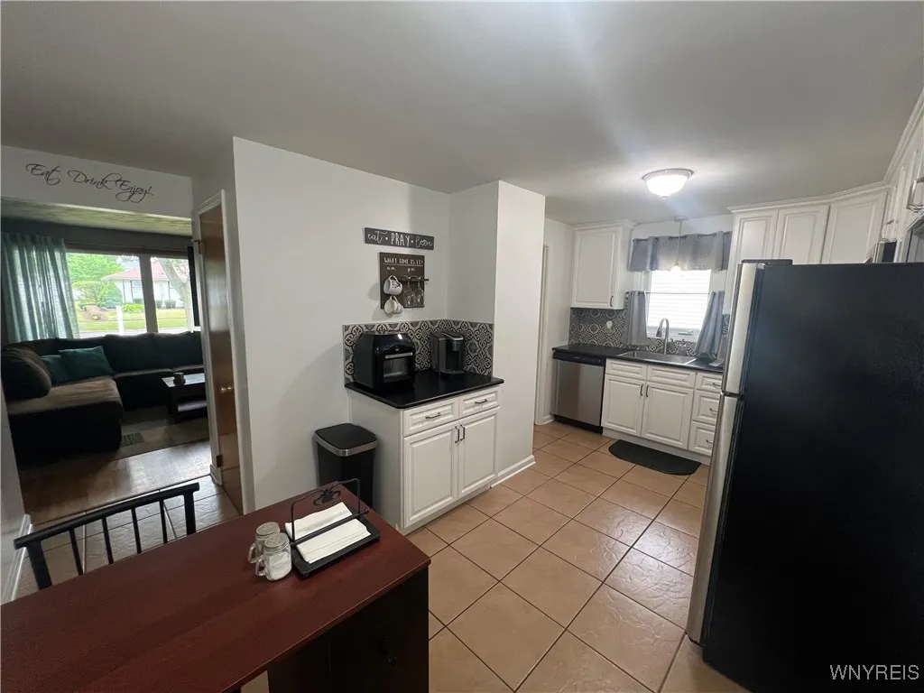 57 Donald Drive, North Tonawanda, New York 14120, North Tonawanda, New York 14120, 3 Bedrooms Bedrooms, 5 Rooms Rooms,1 BathroomBathrooms,Residential,Closed,57 Donald Drive, North Tonawanda, New York 14120,0,B1626997