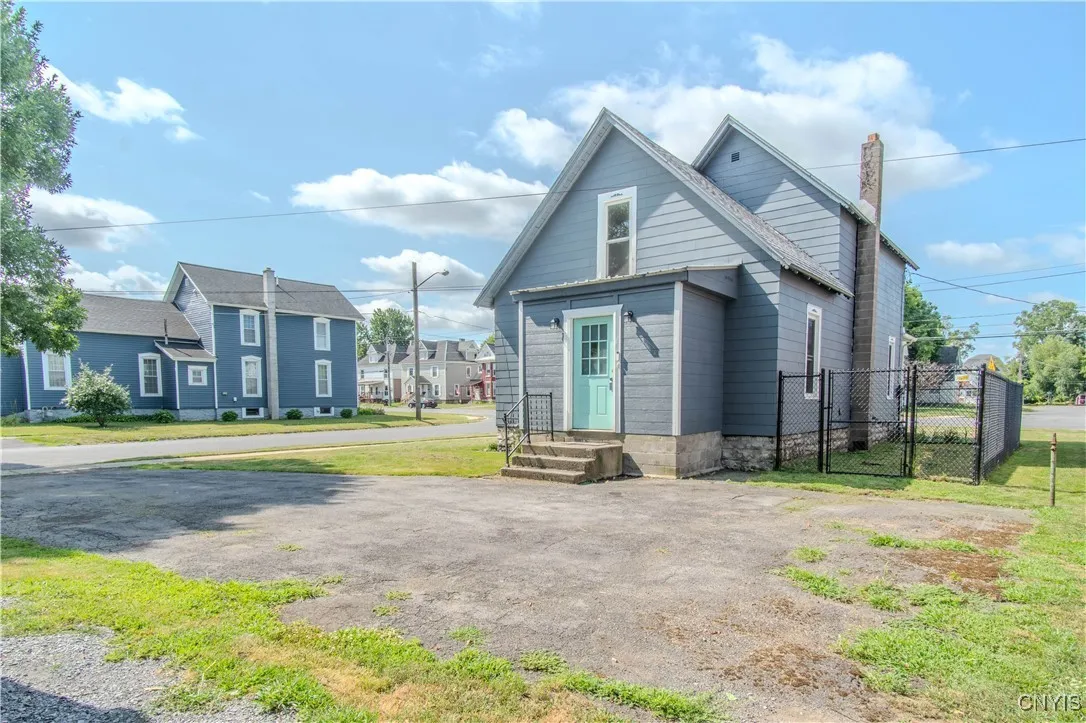 862 West Main Street, Watertown City, New York 136, Watertown City, New York 13601, 3 Bedrooms Bedrooms, 6 Rooms Rooms,2 BathroomsBathrooms,Residential,Closed,862 West Main Street, Watertown City, New York 136,0,S1626633