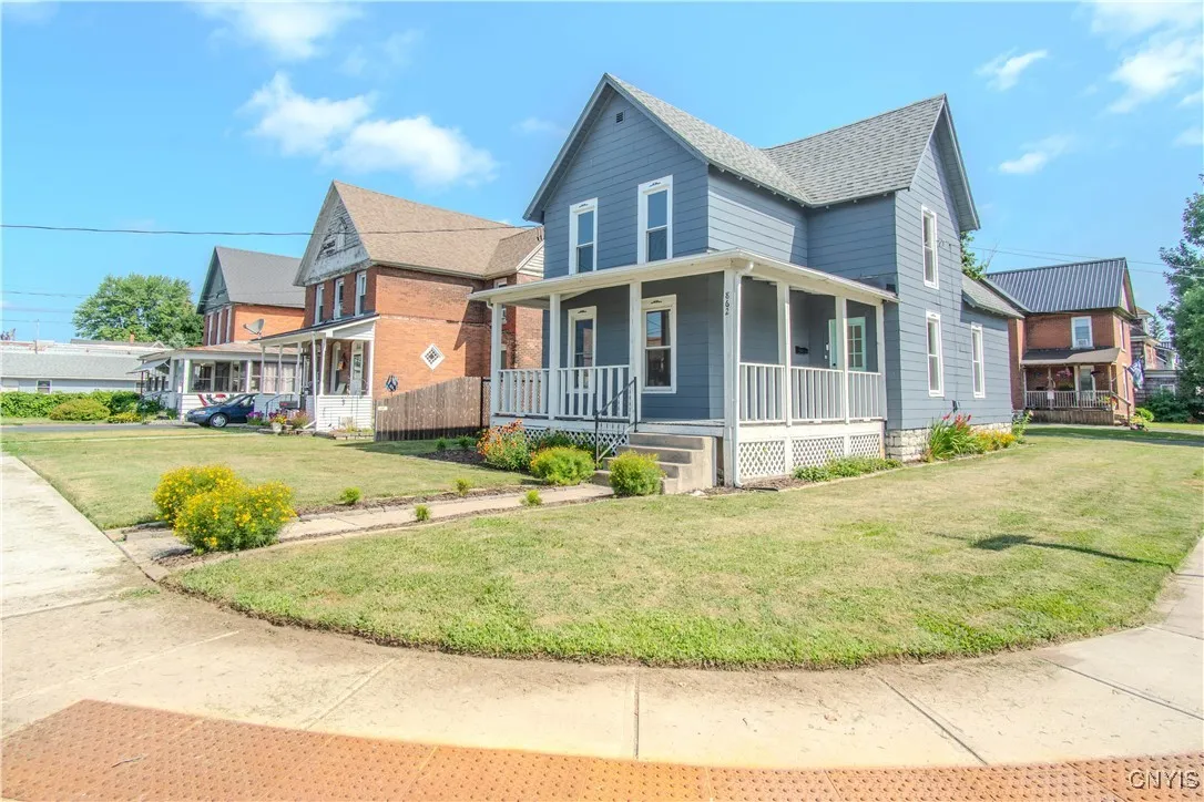 862 West Main Street, Watertown City, New York 136, Watertown City, New York 13601, 3 Bedrooms Bedrooms, 6 Rooms Rooms,2 BathroomsBathrooms,Residential,Closed,862 West Main Street, Watertown City, New York 136,0,S1626633