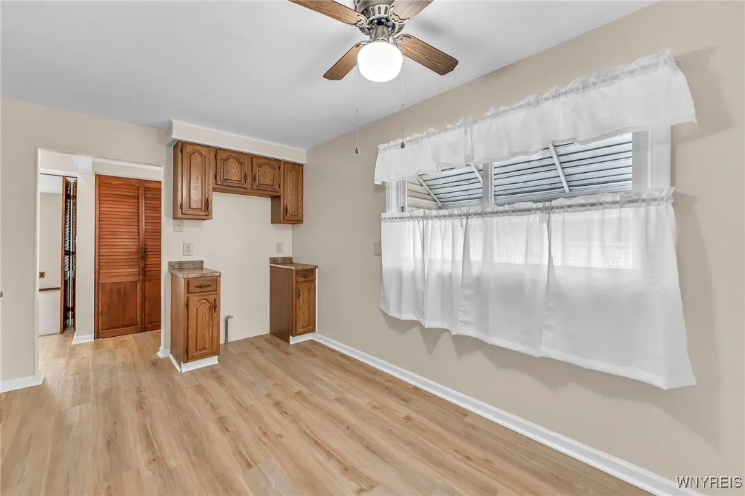 330 Glenhurst Road, Tonawanda, New York 14150, Tonawanda, New York 14150, 3 Bedrooms Bedrooms, 7 Rooms Rooms,1 BathroomBathrooms,Residential,For Sale,330 Glenhurst Road, Tonawanda, New York 14150,B1626863