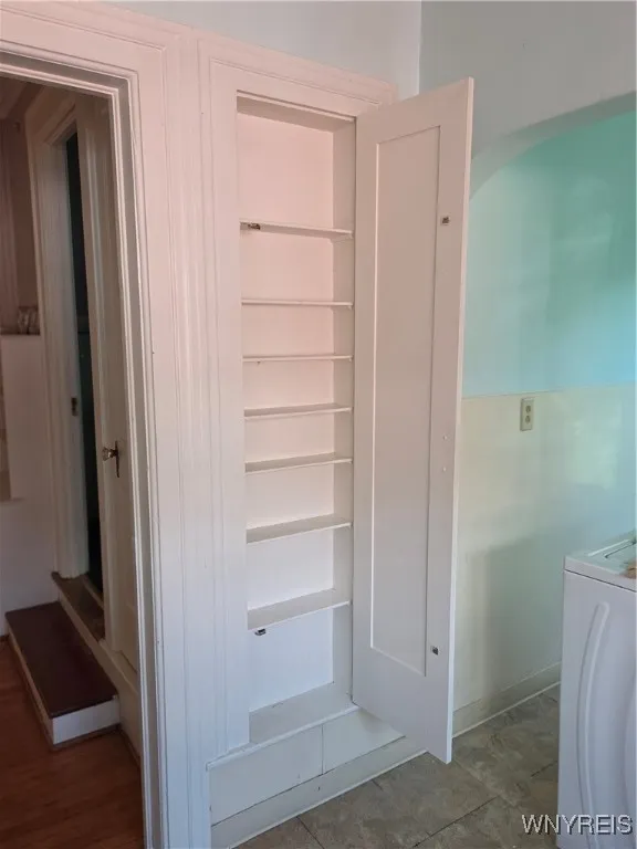Upper - Kitchen Spice Closet