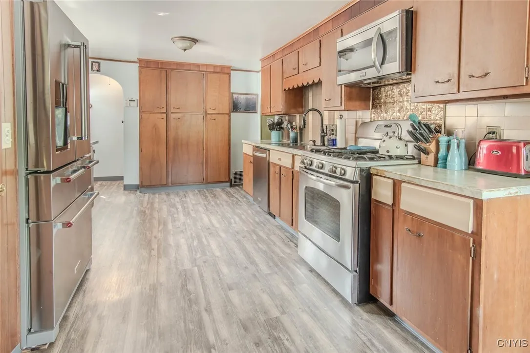 23638 State Route 37, Pamelia, New York 13601, Pamelia, New York 13601, 4 Bedrooms Bedrooms, 11 Rooms Rooms,2 BathroomsBathrooms,Residential,Closed,23638 State Route 37, Pamelia, New York 13601,0,S1627138