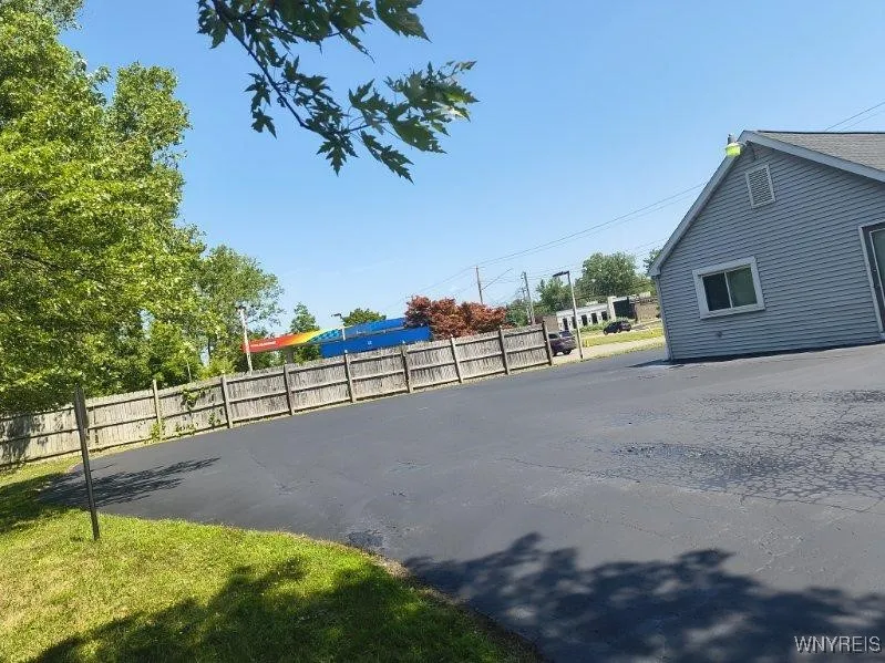 3400 Southwestern Boulevard, Orchard Park, New Yor, Orchard Park, New York 14127, ,Commercial Sale,For Sale,3400 Southwestern Boulevard, Orchard Park, New Yor,0,B1627261