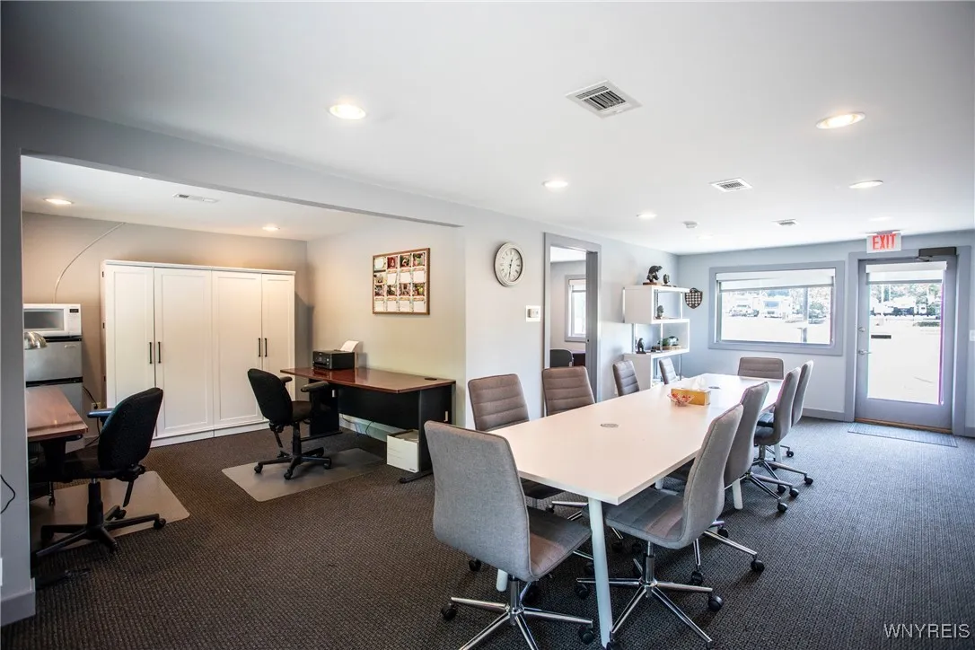 3400 Southwestern Boulevard, Orchard Park, New Yor, Orchard Park, New York 14127, ,Commercial Sale,For Sale,3400 Southwestern Boulevard, Orchard Park, New Yor,0,B1627261