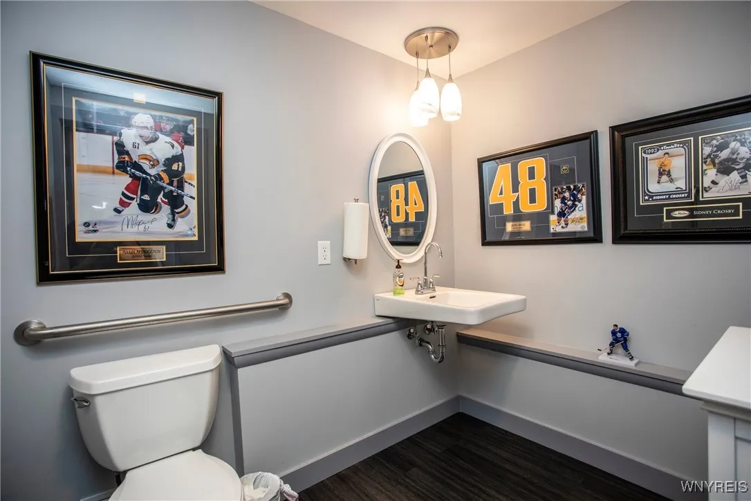 3400 Southwestern Boulevard, Orchard Park, New Yor, Orchard Park, New York 14127, ,Commercial Sale,For Sale,3400 Southwestern Boulevard, Orchard Park, New Yor,0,B1627261