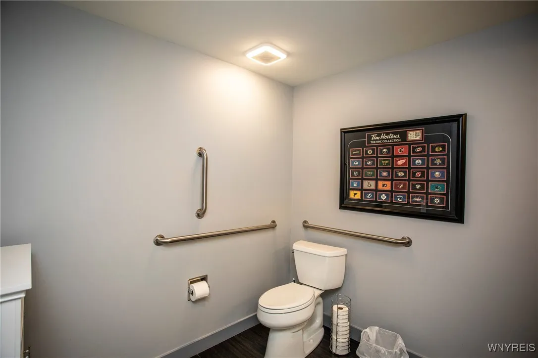 3400 Southwestern Boulevard, Orchard Park, New Yor, Orchard Park, New York 14127, ,Commercial Sale,For Sale,3400 Southwestern Boulevard, Orchard Park, New Yor,0,B1627261