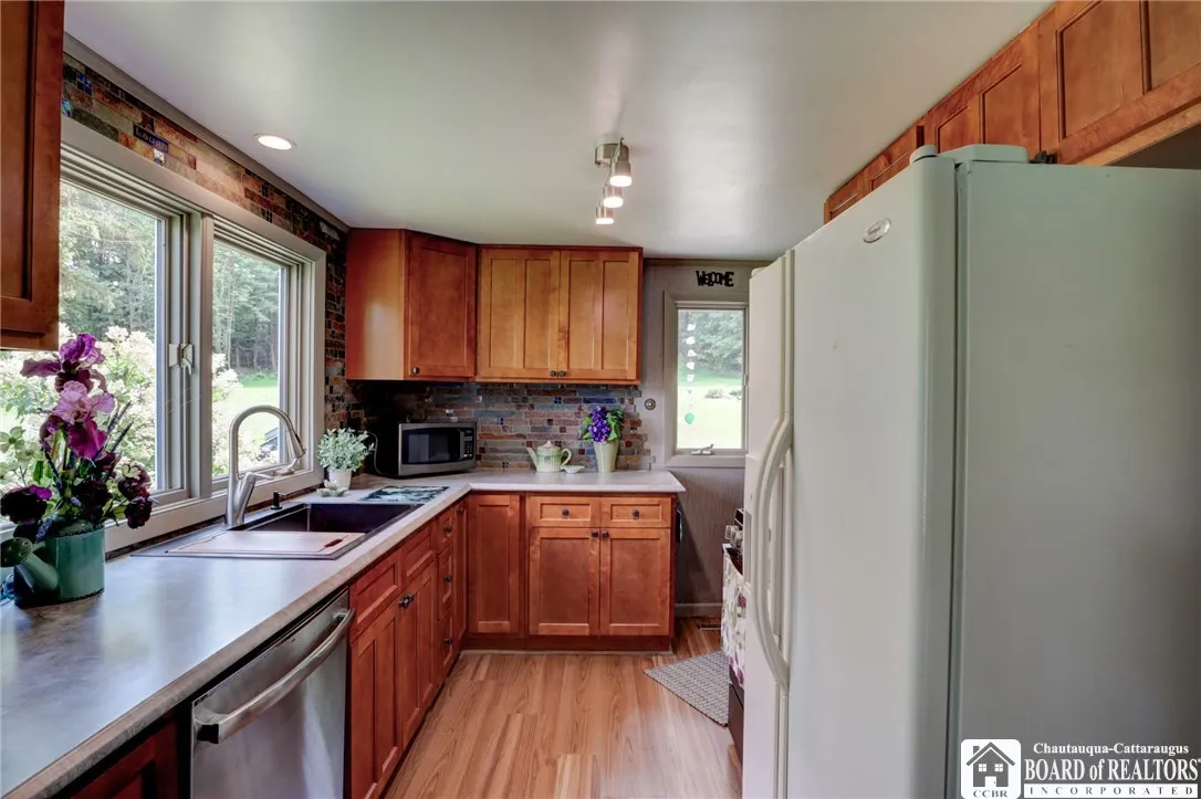 5621 Route 474, Harmony, New York 14710, Harmony, New York 14710, 4 Bedrooms Bedrooms, 9 Rooms Rooms,1 BathroomBathrooms,Residential,Closed,5621 Route 474, Harmony, New York 14710,0,R1626586