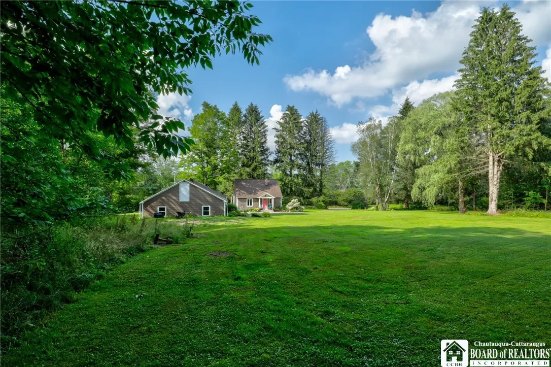 5621 Route 474, Harmony, New York 14710, Harmony, New York 14710, 4 Bedrooms Bedrooms, 9 Rooms Rooms,1 BathroomBathrooms,Residential,Closed,5621 Route 474, Harmony, New York 14710,0,R1626586