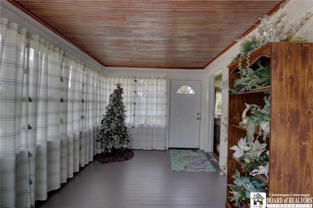 5621 Route 474, Harmony, New York 14710, Harmony, New York 14710, 4 Bedrooms Bedrooms, 9 Rooms Rooms,1 BathroomBathrooms,Residential,Closed,5621 Route 474, Harmony, New York 14710,0,R1626586