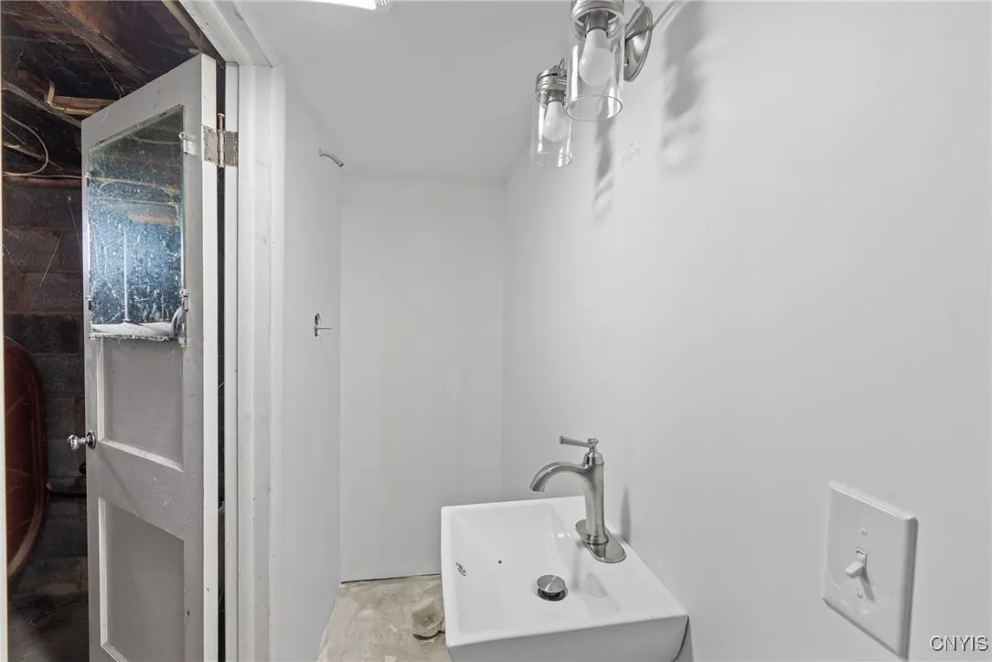 2055 Willowdale Road, Spafford, New York 13152, Spafford, New York 13152, 3 Bedrooms Bedrooms, 15 Rooms Rooms,2 BathroomsBathrooms,Residential,Closed,2055 Willowdale Road, Spafford, New York 13152,0,S1627269